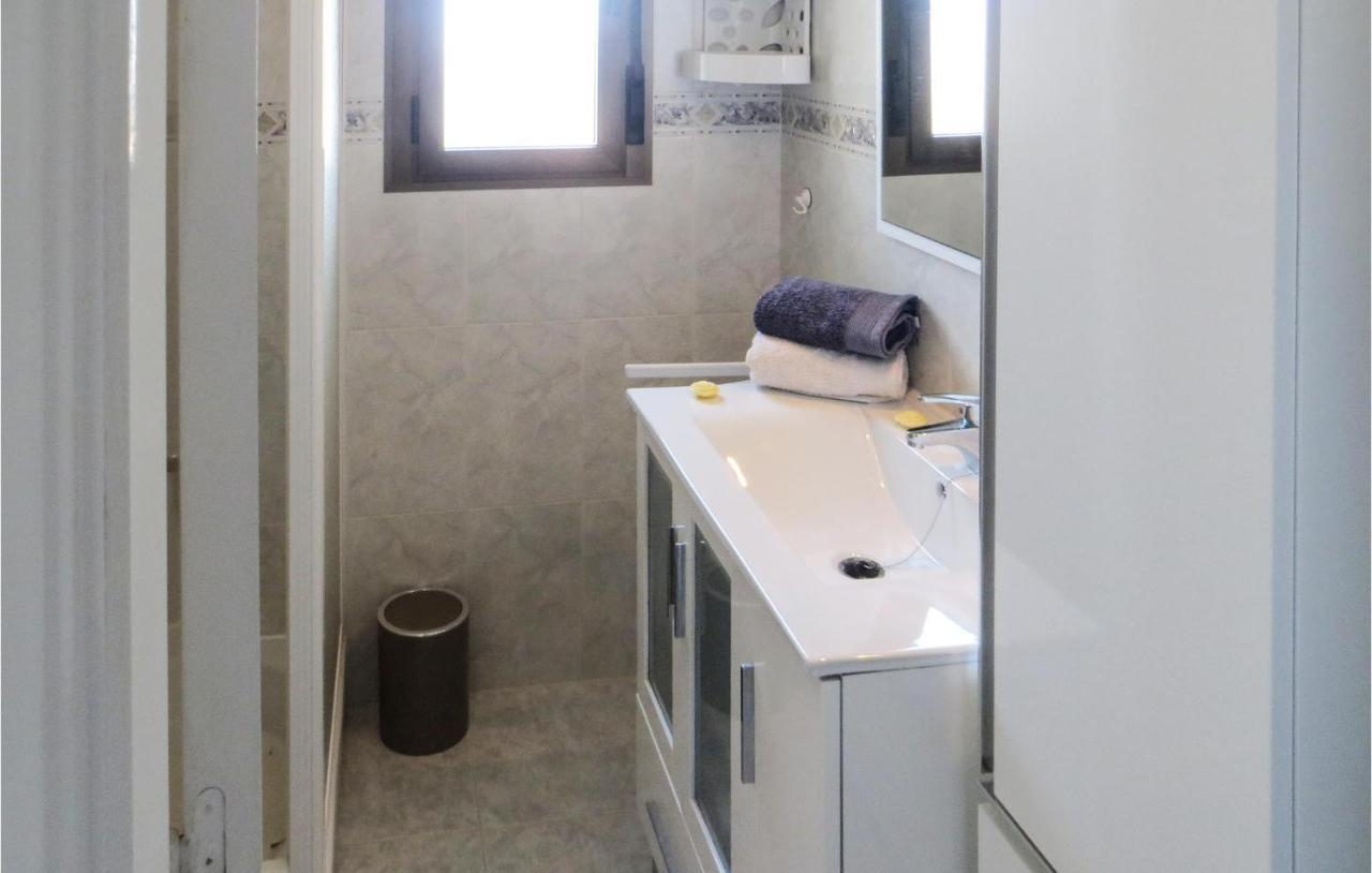 Beautiful Apartment In Quesada Rojales Esterno foto